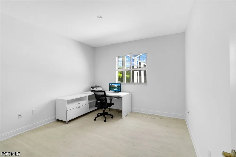 SE 19th Lane Cape Coral, FL 33990