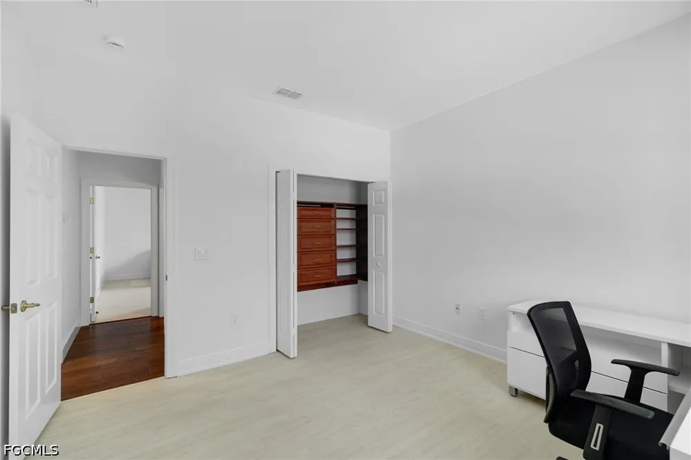 SE 19th Lane Cape Coral, FL 33990