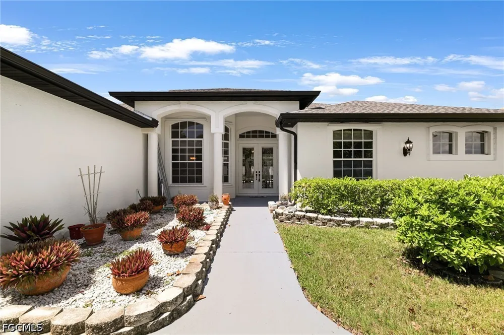 SE 19th Lane Cape Coral, FL 33990