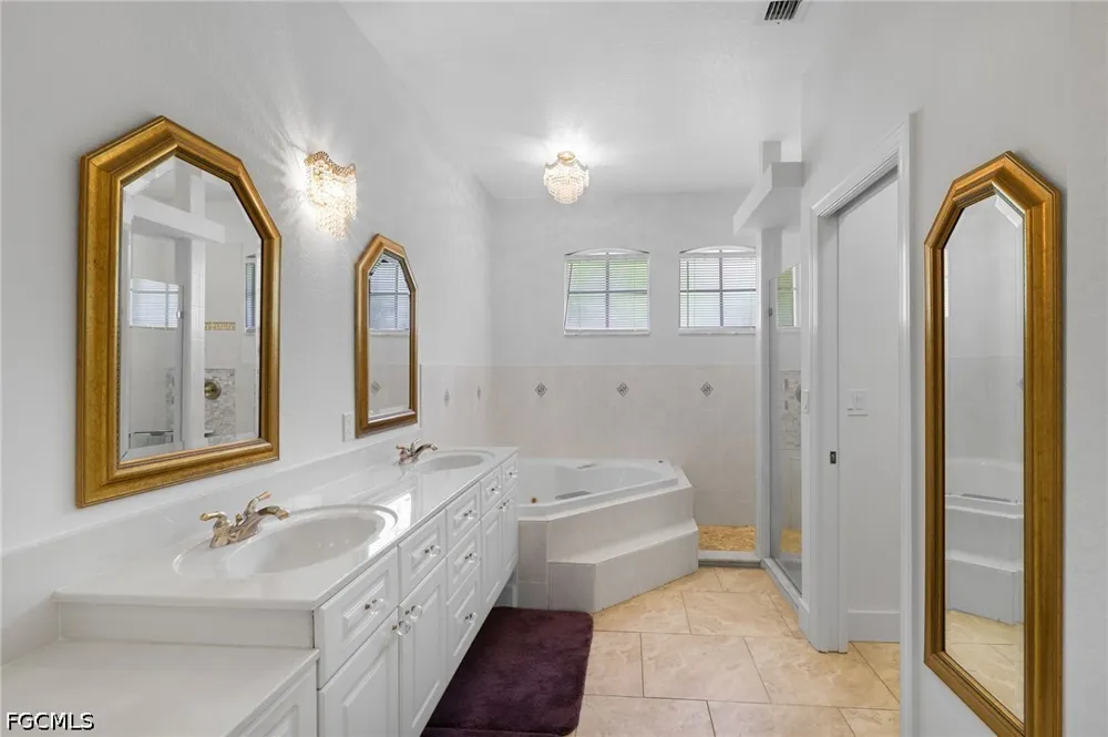 SE 19th Lane Cape Coral, FL 33990