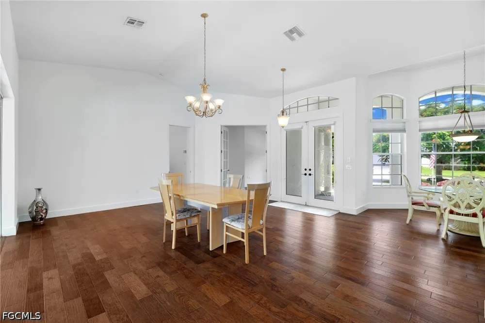 SE 19th Lane Cape Coral, FL 33990