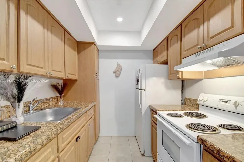 1213 SE 1st Street #1-4 Fort Lauderdale, FL 33301