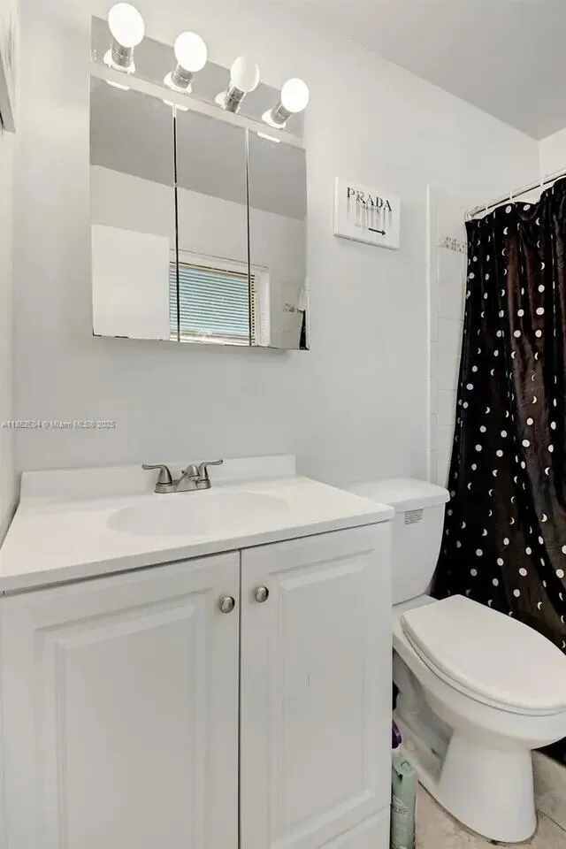 1213 SE 1st Street #1-4 Fort Lauderdale, FL 33301
