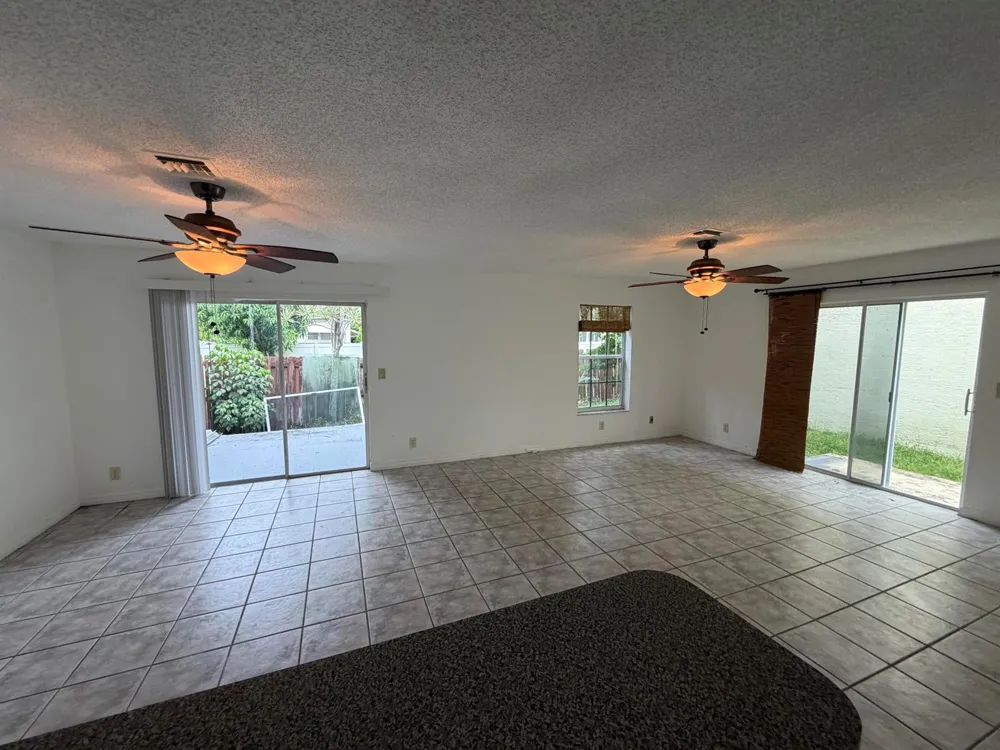 4172 Pine Hollow Circle 