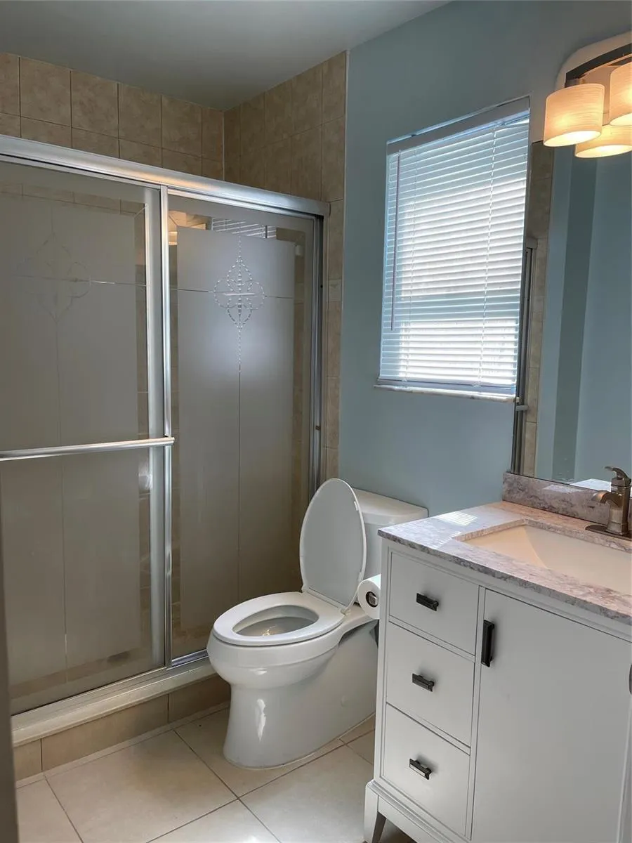 26 CROSSINGS CIRCLE #G Boynton Beach, FL 33435