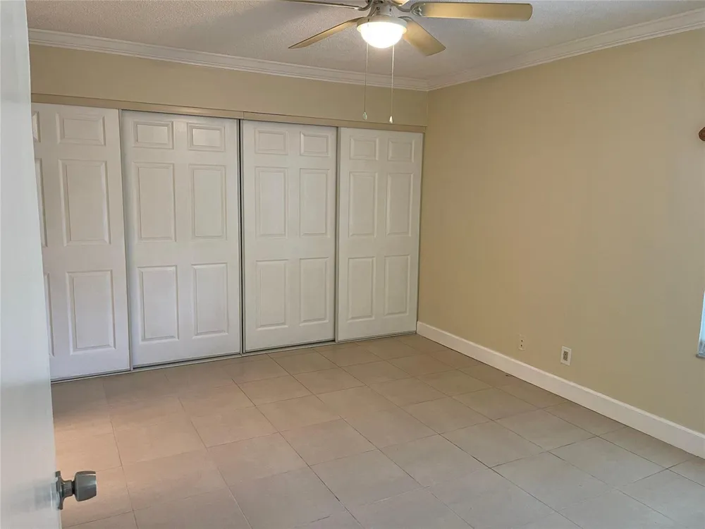 26 CROSSINGS CIRCLE #G Boynton Beach, FL 33435