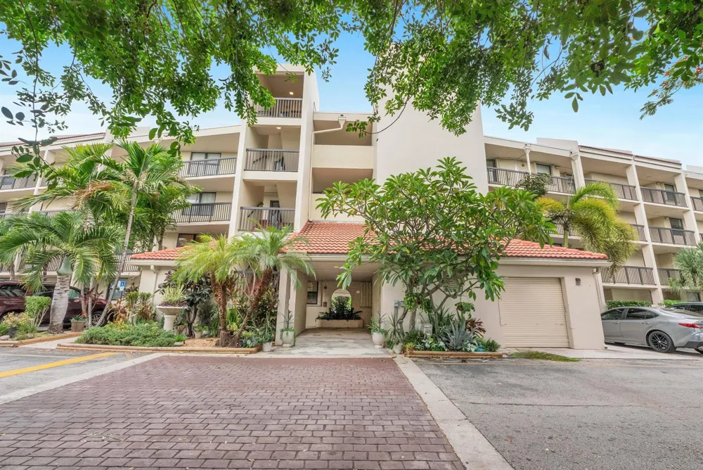 116 LAKE EMERALD DRIVE #101 Oakland Park, FL 33309
