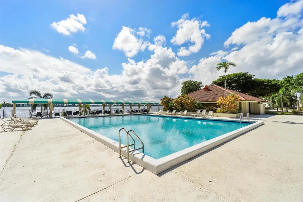 116 LAKE EMERALD DRIVE #101 Oakland Park, FL 33309