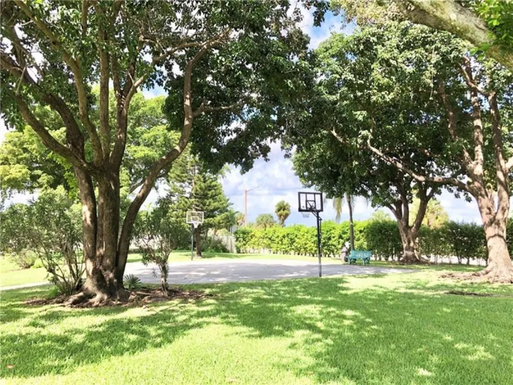 116 LAKE EMERALD DRIVE #101 Oakland Park, FL 33309