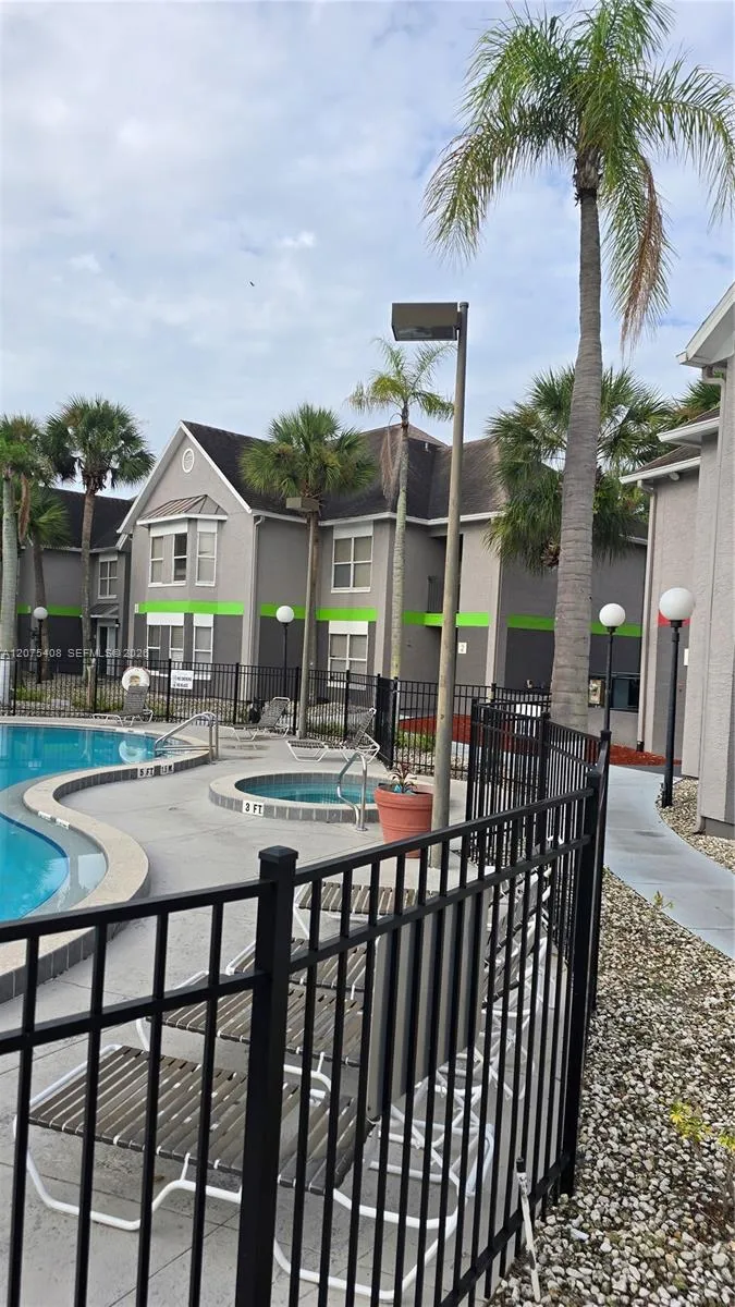 3100 Parkway Blvd #123 Kissimmee, FL 34747