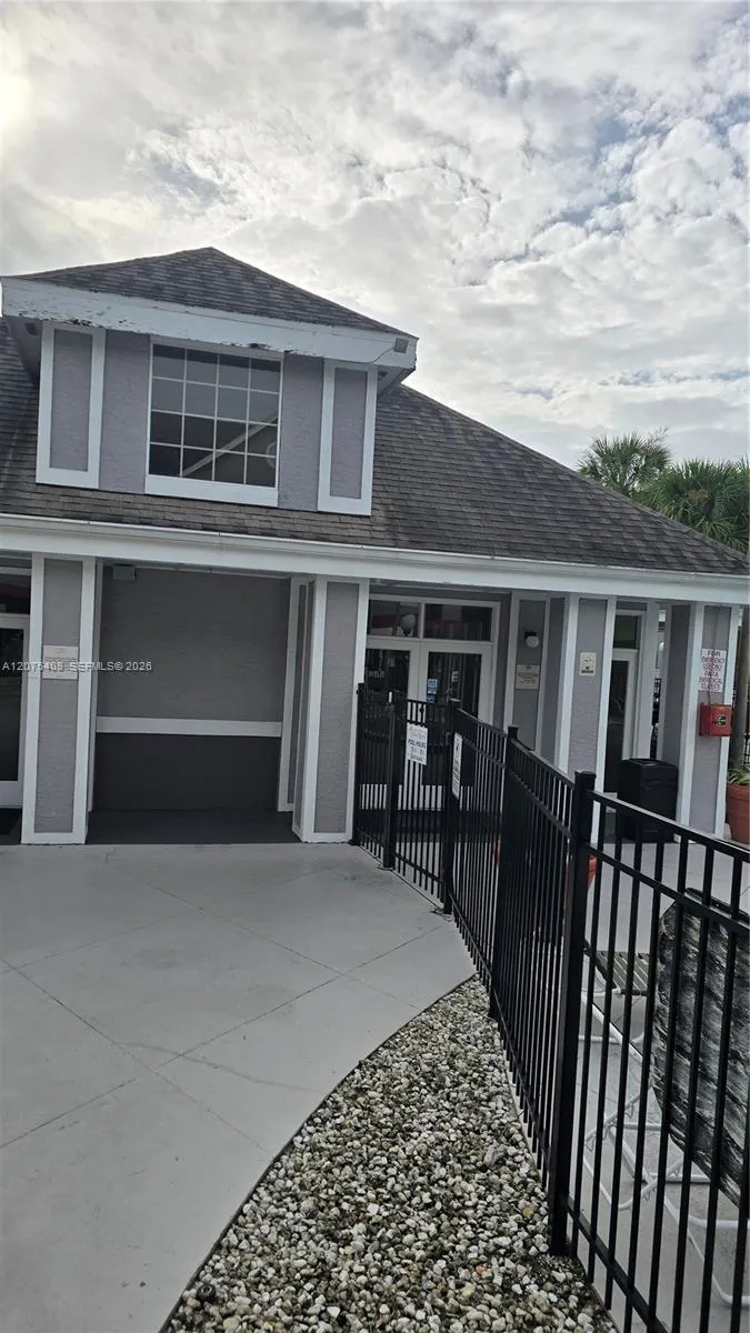 3100 Parkway Blvd #123 Kissimmee, FL 34747