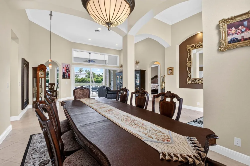 11554 Knightsbridge Place Wellington, FL 33449