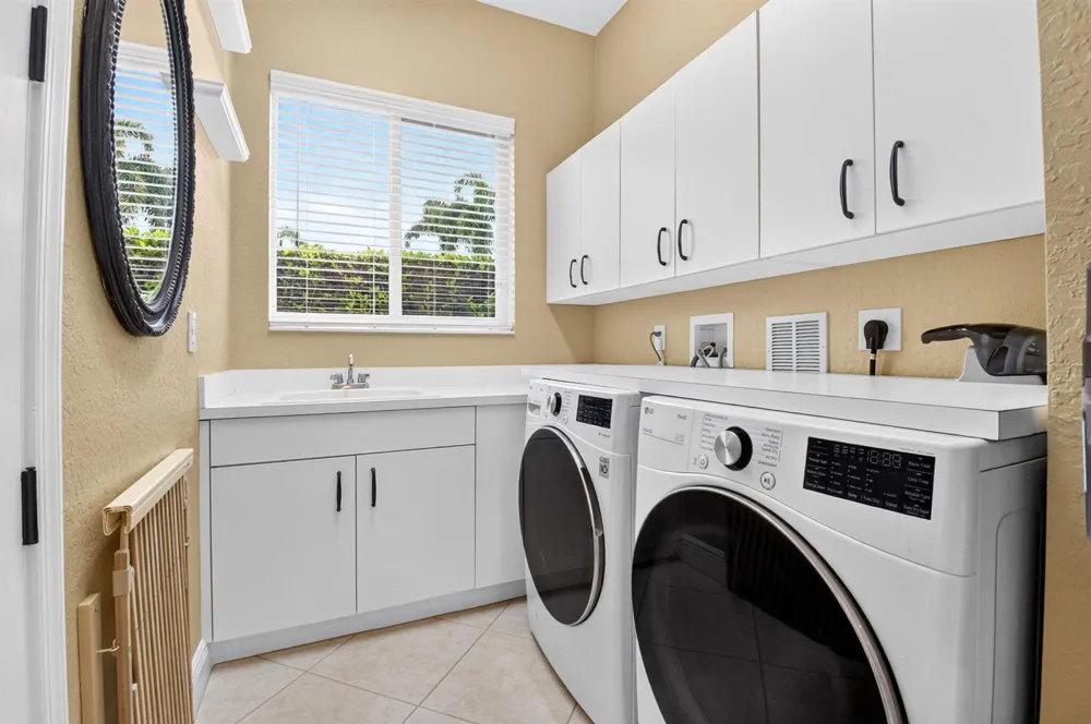 11554 Knightsbridge Place Wellington, FL 33449