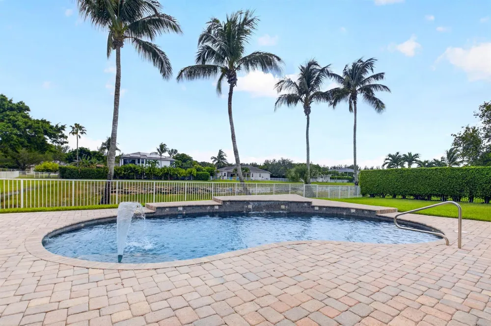 11554 Knightsbridge Place Wellington, FL 33449