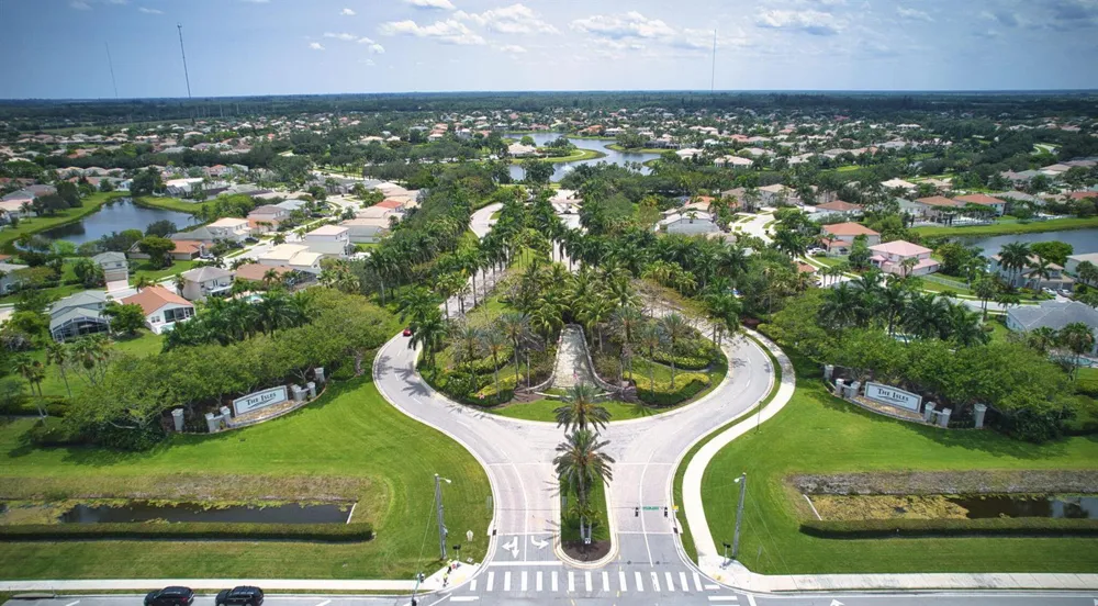 11554 Knightsbridge Place Wellington, FL 33449