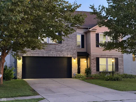 7821 Edgemanor Court