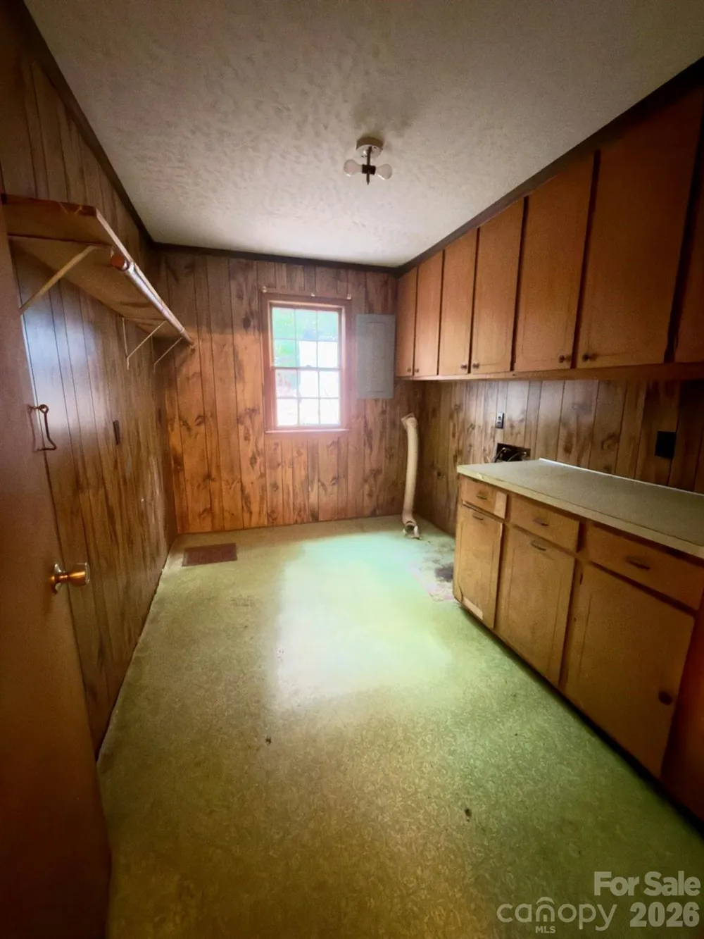 1351 Black Ankle Road Star, NC 27356