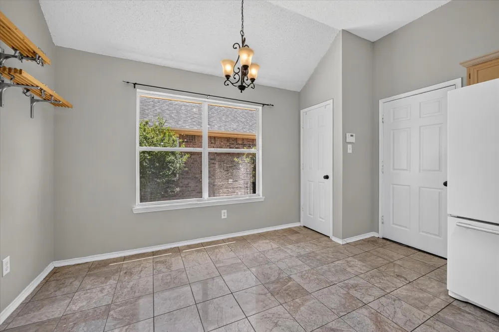 1424 Mayflower Lane Lewisville, TX 75077