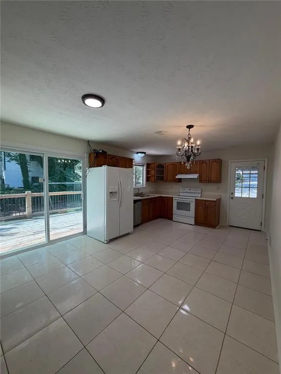 6892 Maddox Road Morrow, GA 30260
