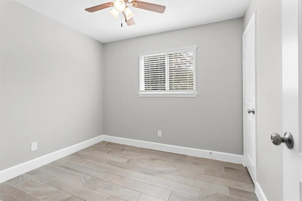 909 Stewart Street Montgomery, TX 77316