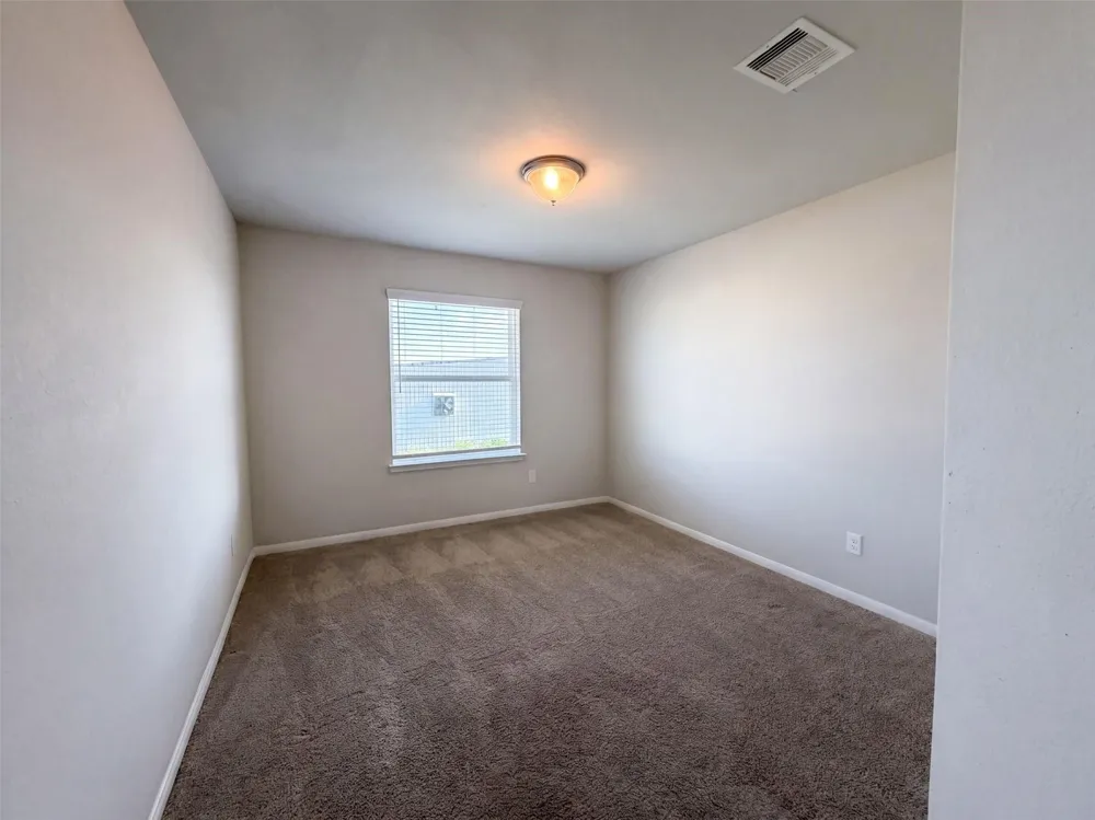 222 Ashley Way Alvin, TX 77511