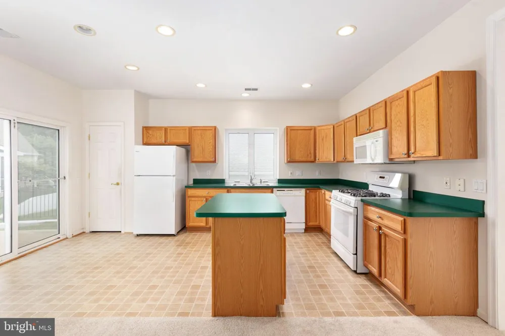 7 DAYTON CIRCLE Fredericksburg, VA 22406