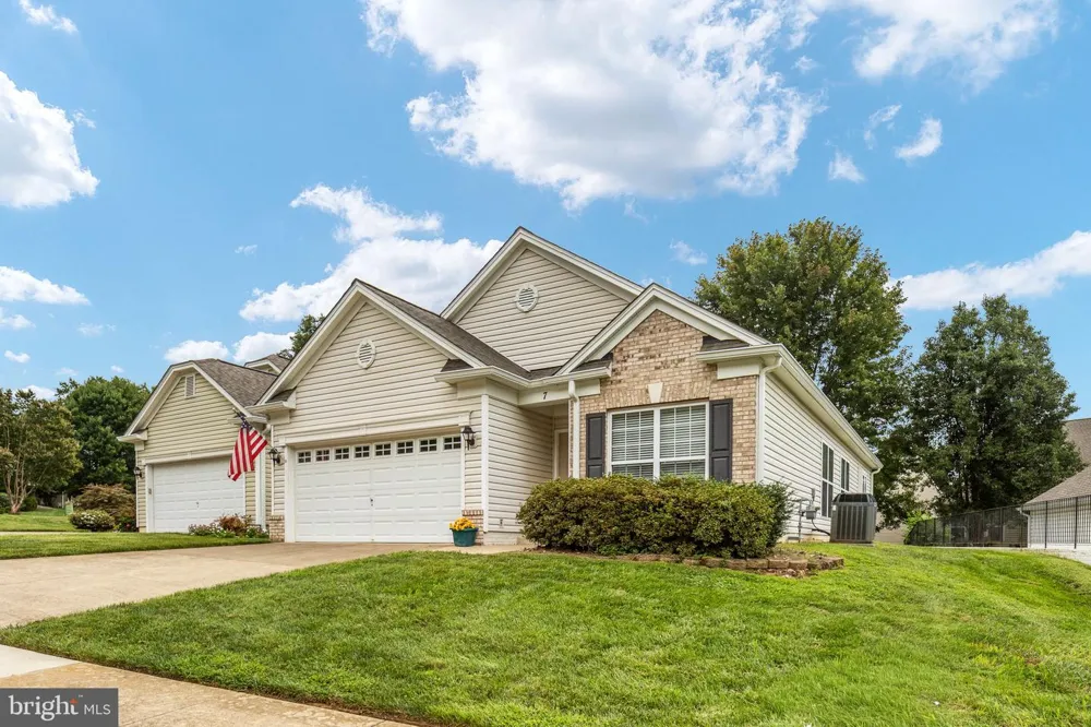 7 DAYTON CIRCLE Fredericksburg, VA 22406
