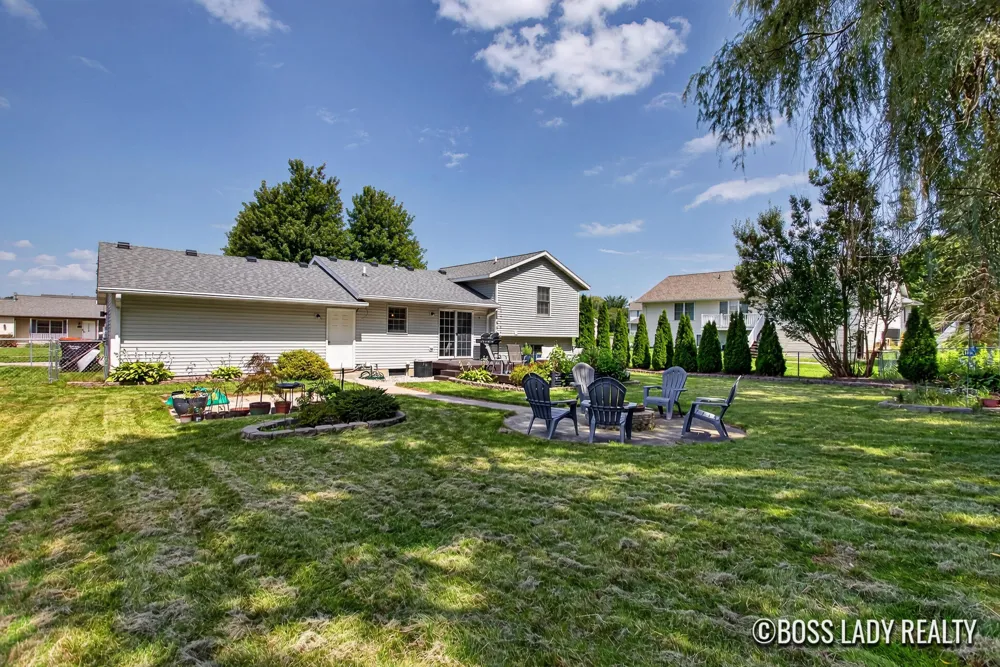 1476 Meadowview Street SW Wyoming, MI 49509