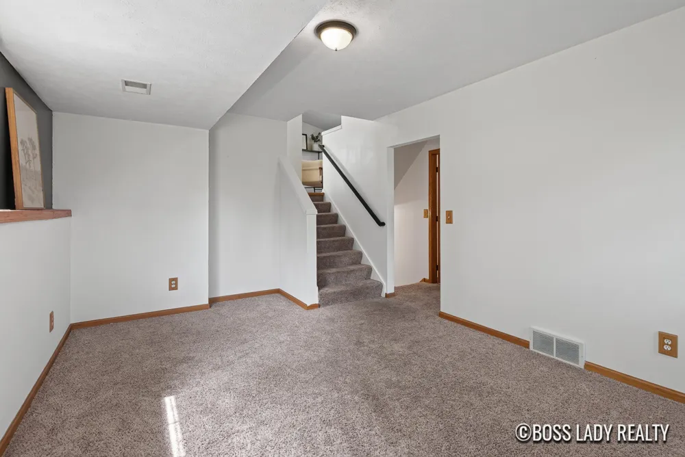 1476 Meadowview Street SW Wyoming, MI 49509