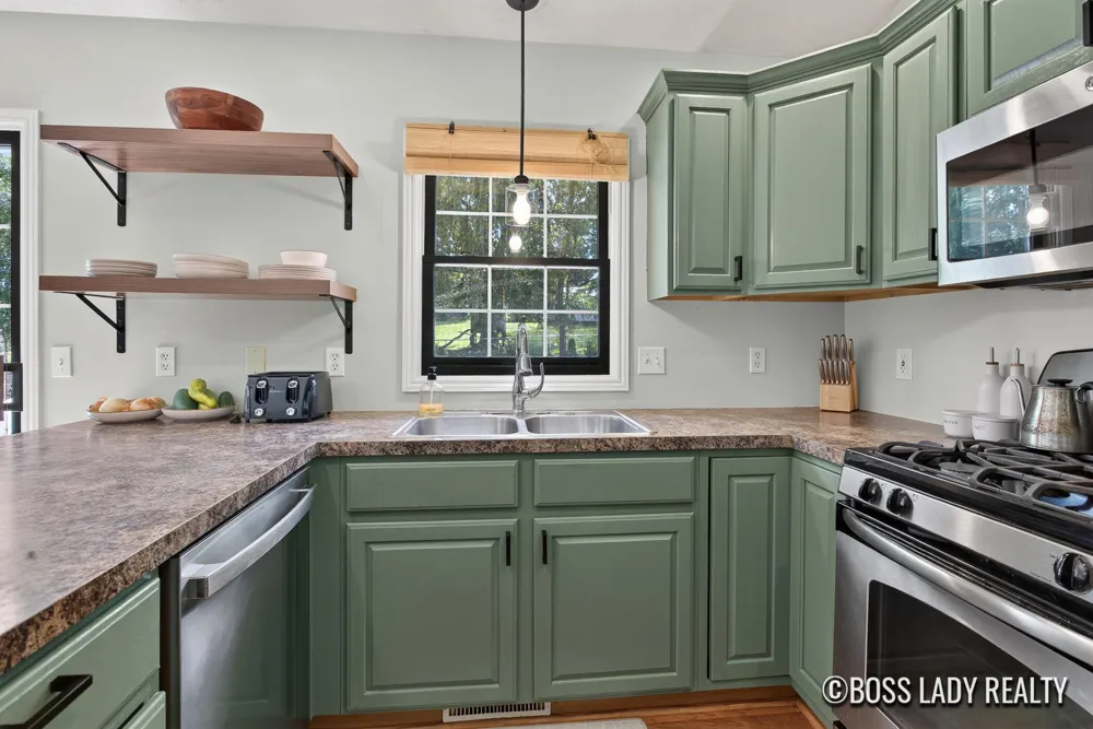 1476 Meadowview Street SW Wyoming, MI 49509