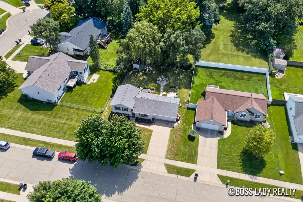 1476 Meadowview Street SW Wyoming, MI 49509