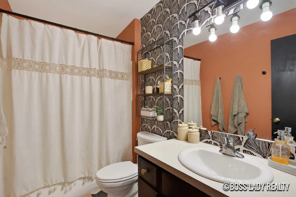 1476 Meadowview Street SW Wyoming, MI 49509