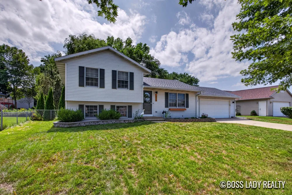 1476 Meadowview Street SW Wyoming, MI 49509