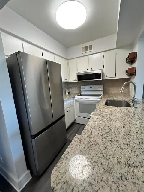 7154 Golf Colony Court