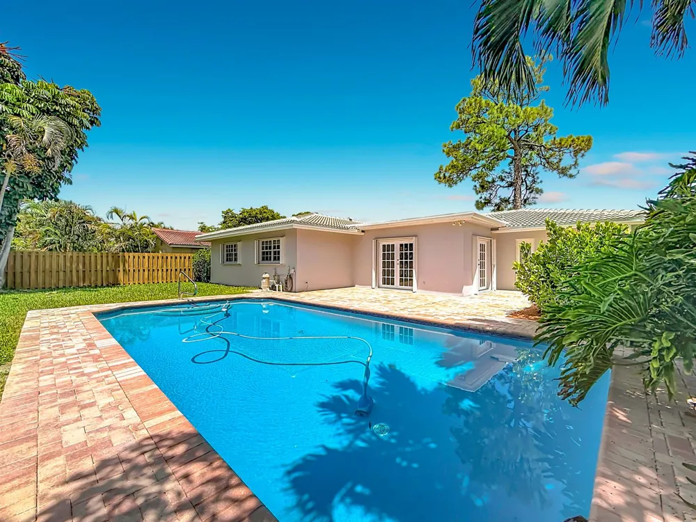 8300 NW 16TH STREET Coral Springs, FL 33071