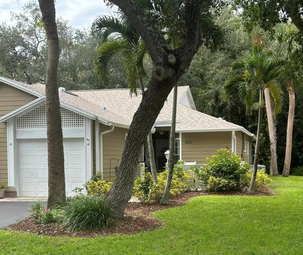 1927 SIXTY OAKS LANE Vero Beach, FL 32966