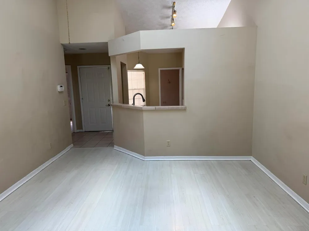 1927 SIXTY OAKS LANE Vero Beach, FL 32966