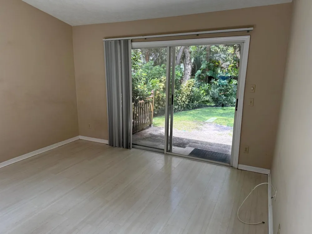 1927 SIXTY OAKS LANE Vero Beach, FL 32966