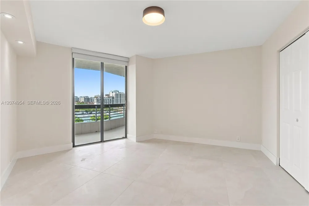 3530 Mystic Pointe Dr #808 Aventura, FL 33180