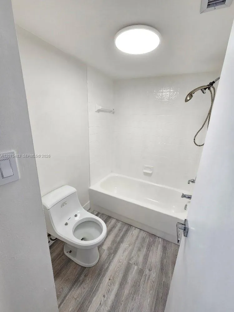18021 Biscayne Blvd #1903 Aventura, FL 33160