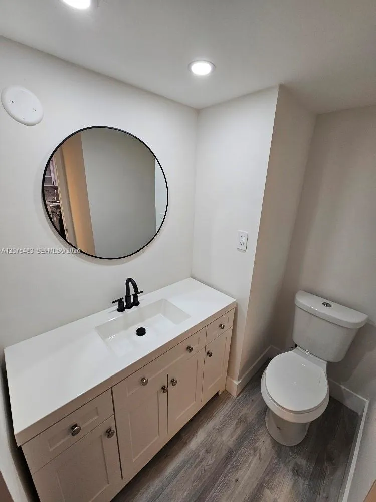 18021 Biscayne Blvd #1903 Aventura, FL 33160
