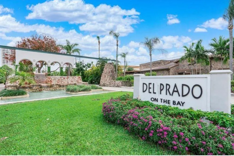 18021 Biscayne Blvd #1903 Aventura, FL 33160
