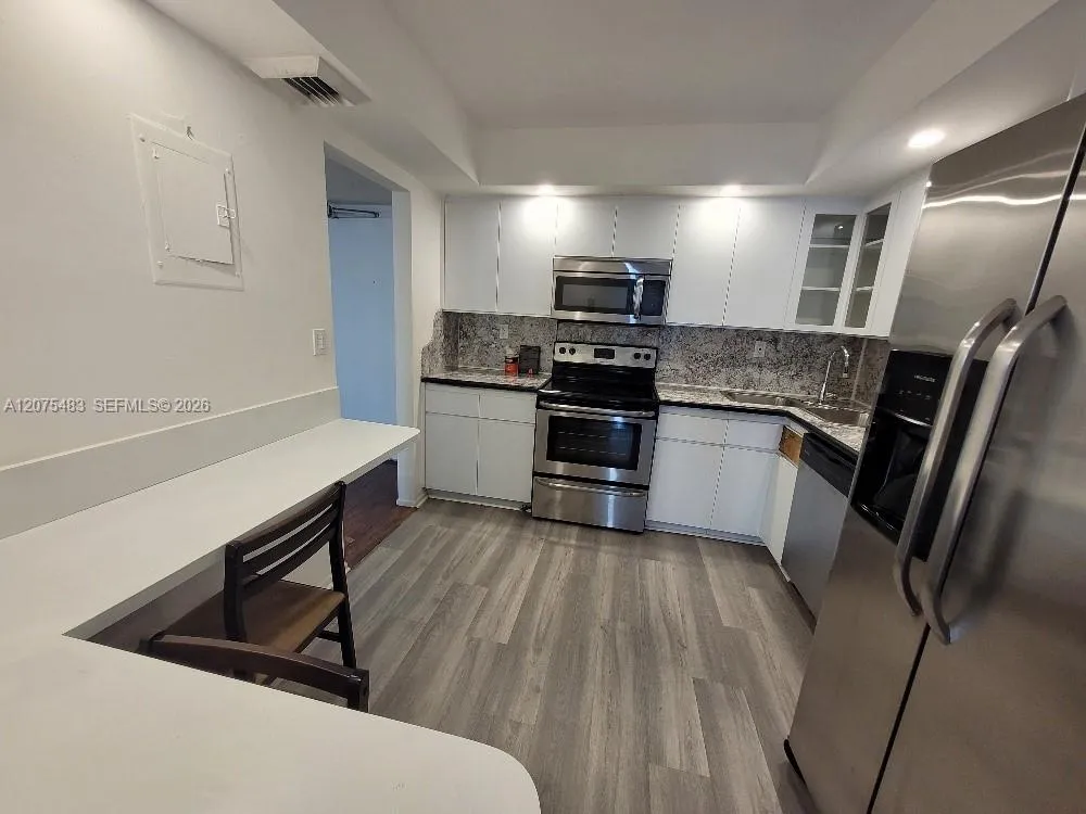 18021 Biscayne Blvd #1903 Aventura, FL 33160