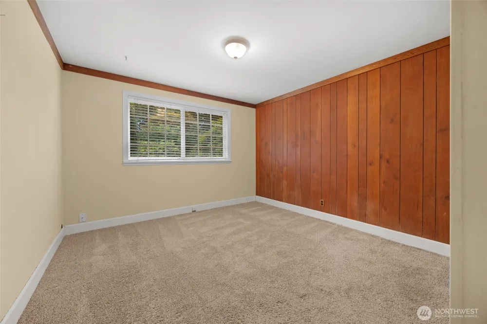 824 NE 194th Street Shoreline, WA 98155