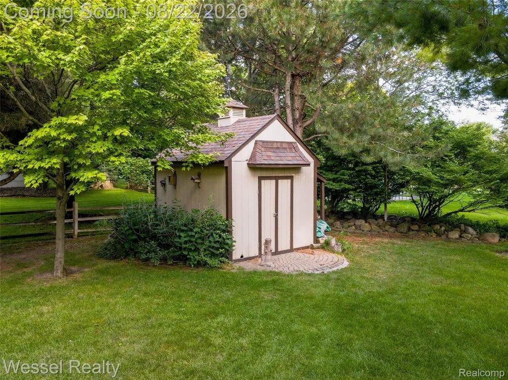 12211 Mentz Drive Bruce Township, MI 48065
