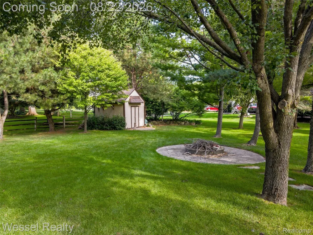 12211 Mentz Drive Bruce Township, MI 48065
