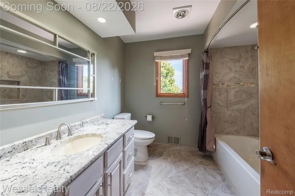 12211 Mentz Drive Bruce Township, MI 48065