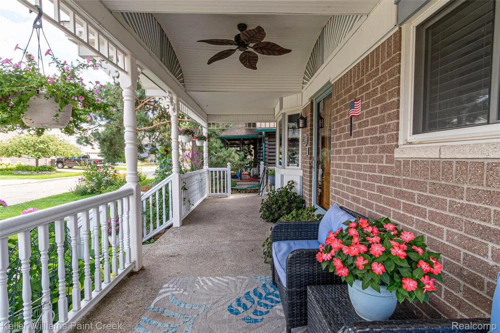 22458 Milner Street St Clair Shores City, MI 48081