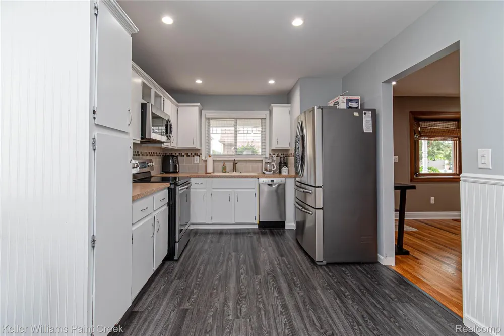 22458 Milner Street St Clair Shores City, MI 48081