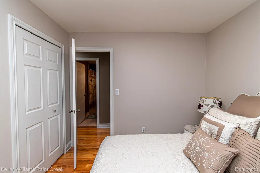 22458 Milner Street St Clair Shores City, MI 48081